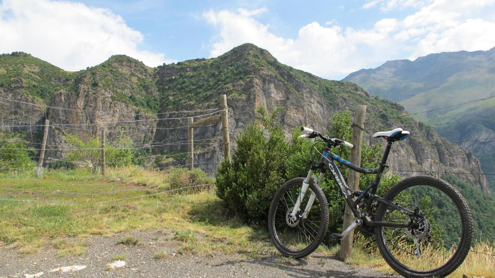 Abadia Del Pirineo Hotel Tramacastilla de Tena Ngoại thất bức ảnh